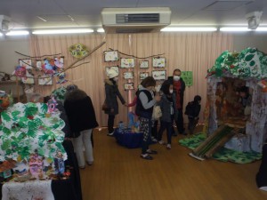 さくらんぼの木のすべり台、上手に滑れるかな~