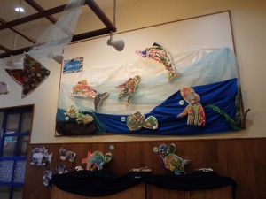 海の生き物たちもイキイキと泳いでいます。